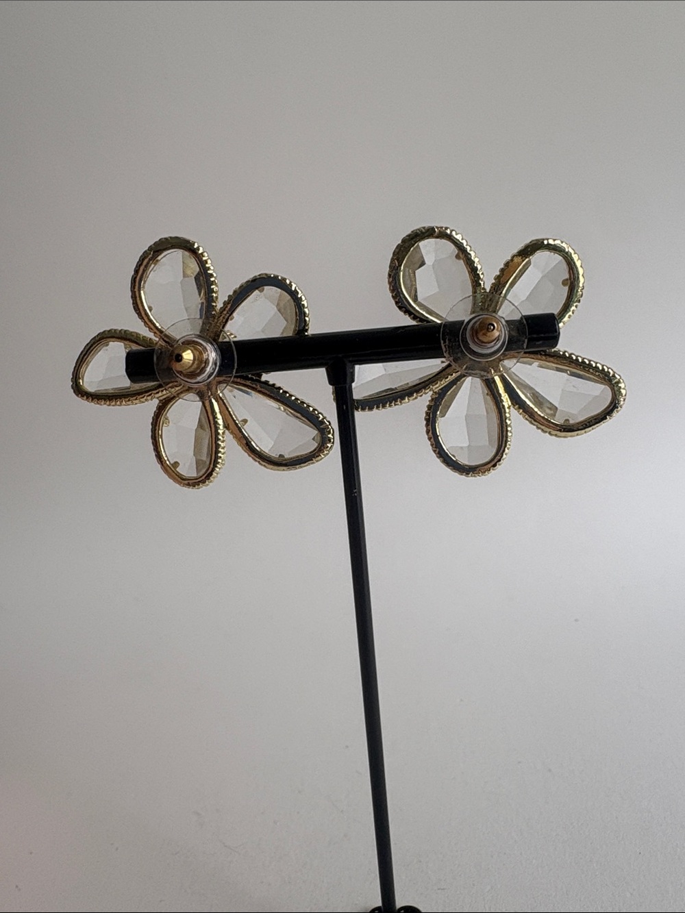 Crystal Flower Statement Earrings Gold Trim Women Jewelry - Picture 4 of 5